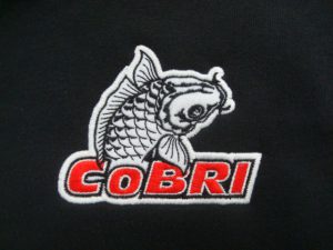Rood wit Cobri logo closeup