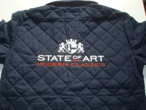 State of art logo op rugformaat
